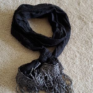 Lace scarf